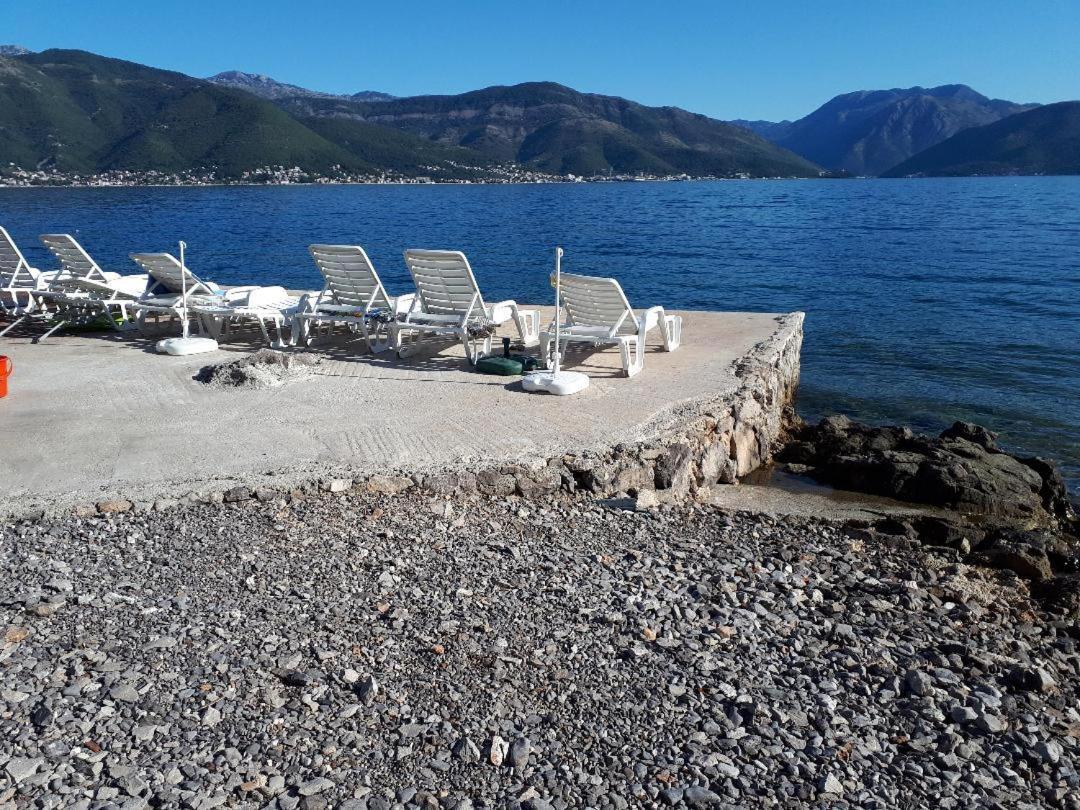 Apartments Sino More Tivat Extérieur photo